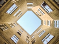 Kohle-Dirk-Innenhof-Wien