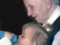 Keydell-Gerd-Oma-und-Enkelin