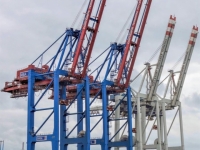 Dietz-Werner-Containerhafen-Hamburg