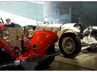 Mercedes_Benz_Museum_09